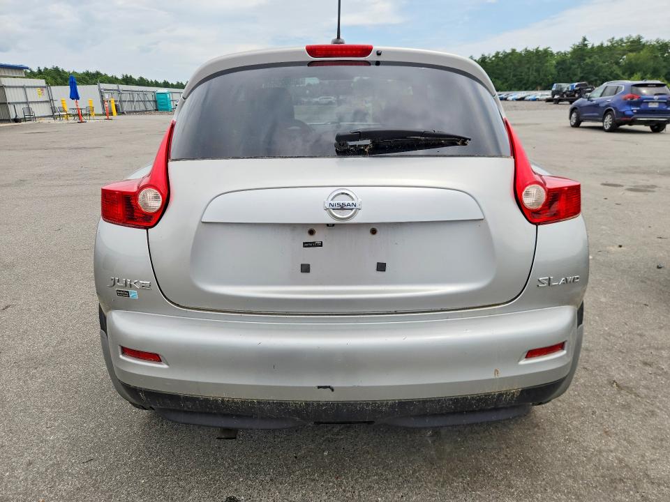 2011 Nissan Juke VIN JN8AF5MV7BT019981 COPART salvage auction — NORMAL WEAR, Me - Certificate Of Title, sold $1,100 on 2026-07-10 (photo 6)