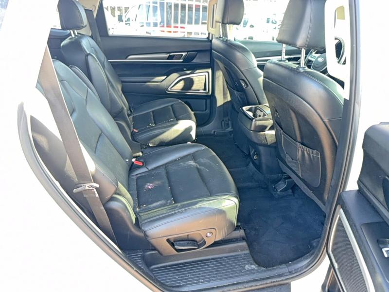 2020 Kia Telluride VIN 5XYP64HC7LG044935 COPART salvage auction — MINOR DENT/SCRATCHES, Az - Cert Of Title - Salvage (P), sold $5,000 on 2026-07-13 (photo 6)