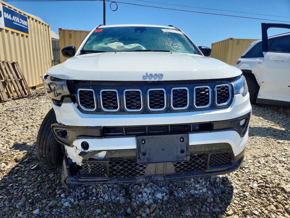 2025 Jeep Compass VIN 3C4NJDBN1ST547478 COPART salvage auction — FRONT END, Ca - Non-Repairable Vehicle Cert, sold $3,050 on 2026-07-29 (photo 5)