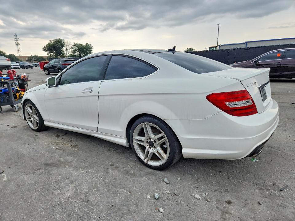 2013 Mercedes-benz C-klasse VIN WDDGJ4HB6DF990105 COPART salvage auction — FRONT END, Fl - Certificate Of Title, sold $4,000 on 2026-08-14 (photo 2)