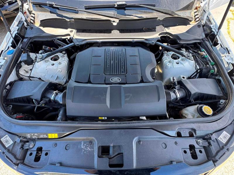 2020 Land rover Discovery VIN SALRG2RV7L2424760 COPART salvage auction — NORMAL WEAR, In - Certificate Of Title (P), sold $10,900 on 2026-07-27 (photo 7)