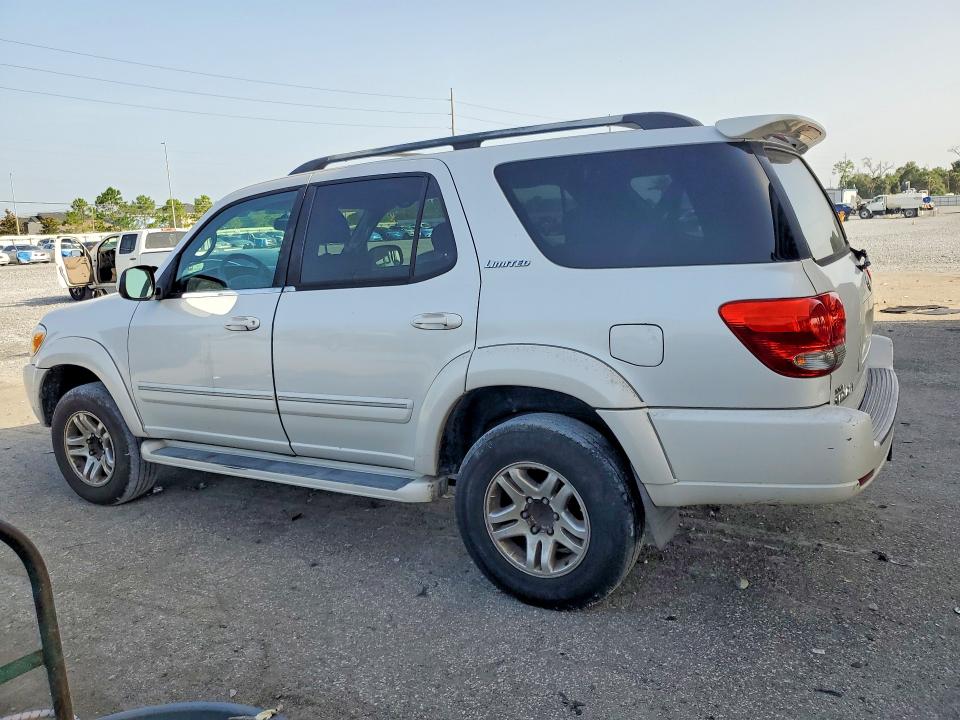 2006 Toyota Sequoia VIN 5TDZT38AX6S280819 COPART salvage auction — MINOR DENT/SCRATCHES, FL - CERT OF TITLE SLVG REBUILDABLE, sold $375 on 2026-07-28 (photo 2)