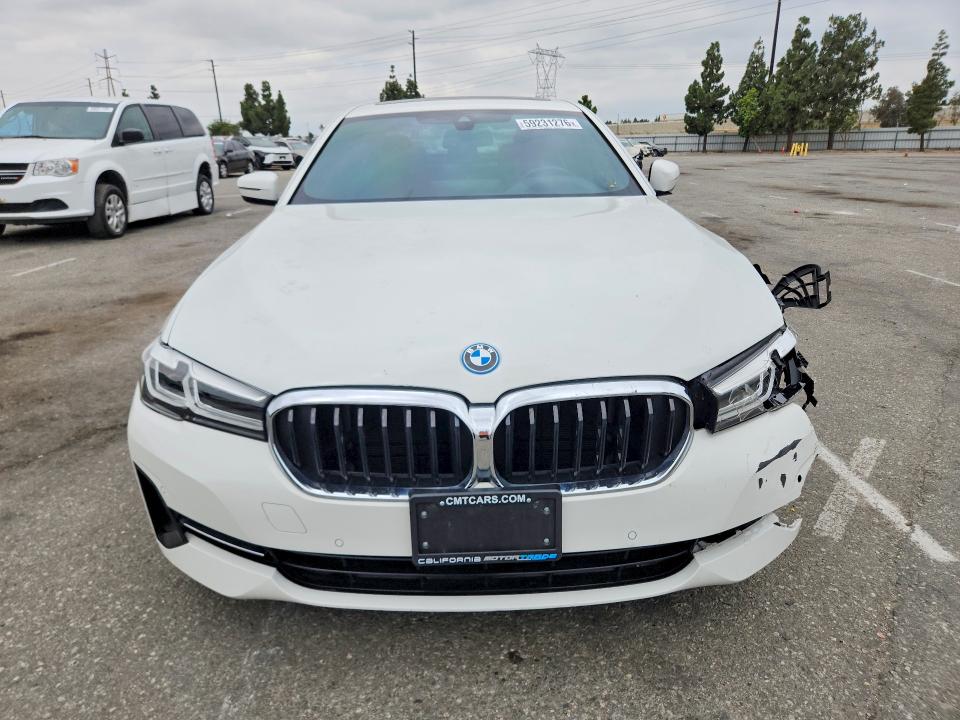 2022 BMW 5er VIN WBA13AG08NCJ24883 COPART salvage auction — FRONT END, CA - SALVAGE CERTIFICATE, sold $3,550 on 2026-07-30 (photo 5)