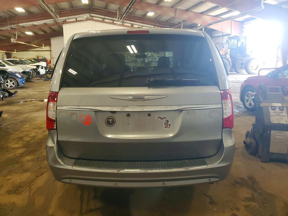 2013 Chrysler Voyager VIN 2C4RC1CG4DR769609 COPART salvage auction — FRONT END, Mi - Certificate Of Title, sold $475 on 2026-07-17 (photo 6)