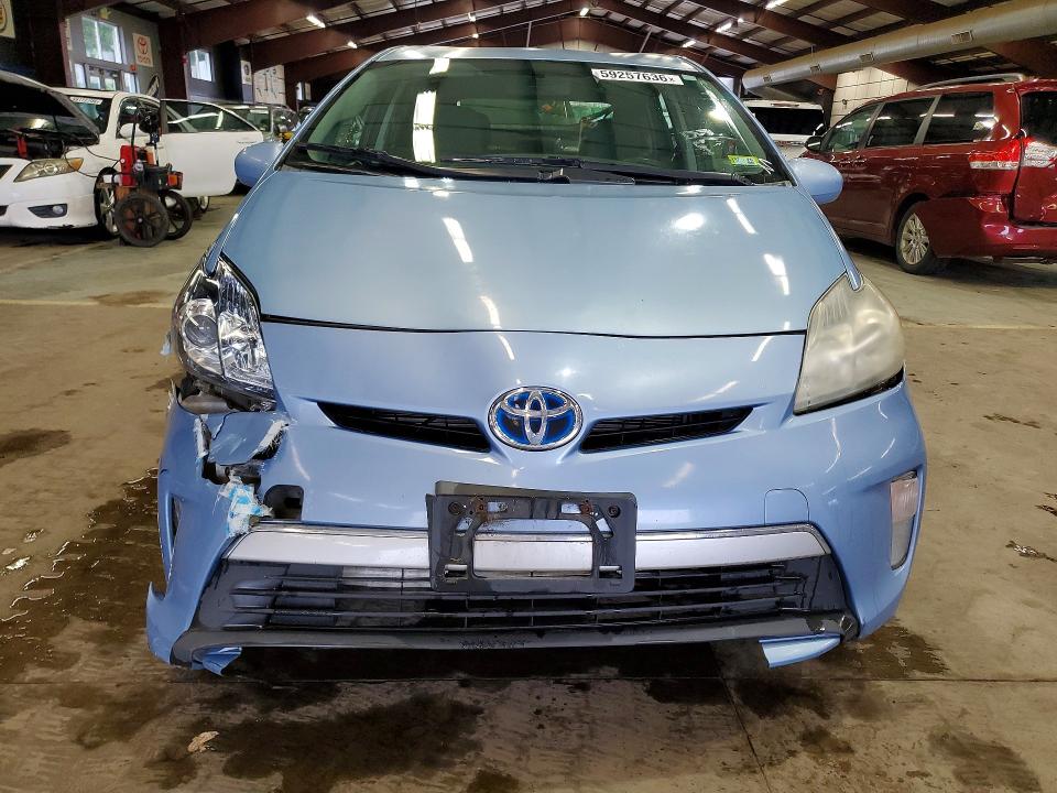 2014 Toyota Prius plug-in VIN JTDKN3DP6E3049440 COPART salvage auction — FRONT END, VT - CERTIFICATE OF TITLE, sold $2,300 on 2026-07-09 (photo 5)