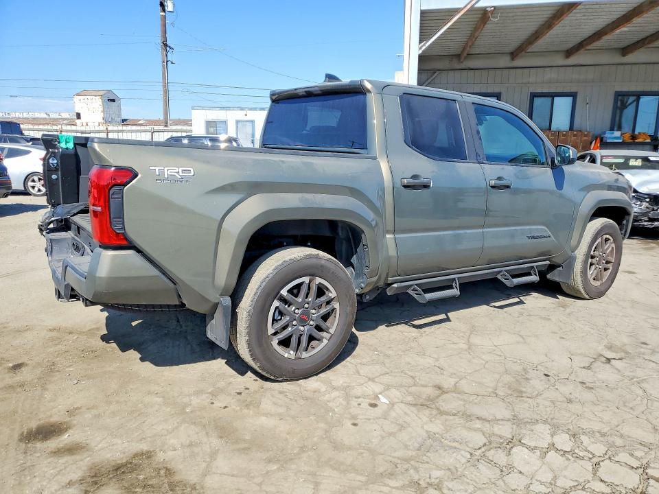 2025 Toyota Tacoma VIN 3TMKB5FN2SM033715 COPART salvage auction — REAR END, Ca - Salvage Certificate, sold $20,800 on 2026-08-24 (photo 3)