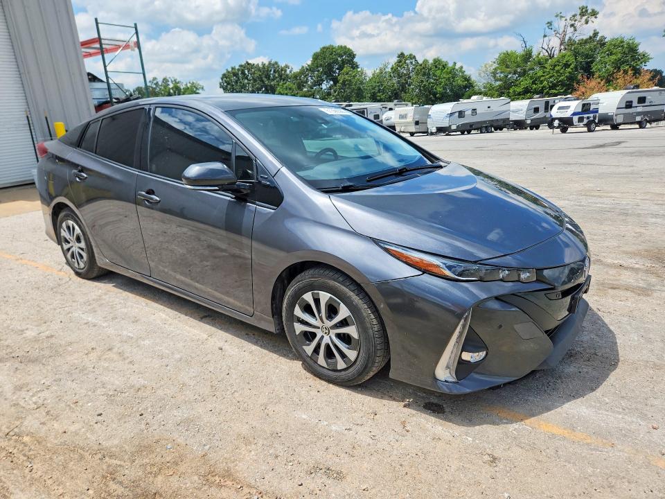 2020 Toyota Prius VIN JTDKARFP0L3152569 COPART salvage auction — MINOR DENT/SCRATCHES, Mo - Cert Of Title-Prior Salvage, sold $11,400 on 2026-07-27 (photo 4)