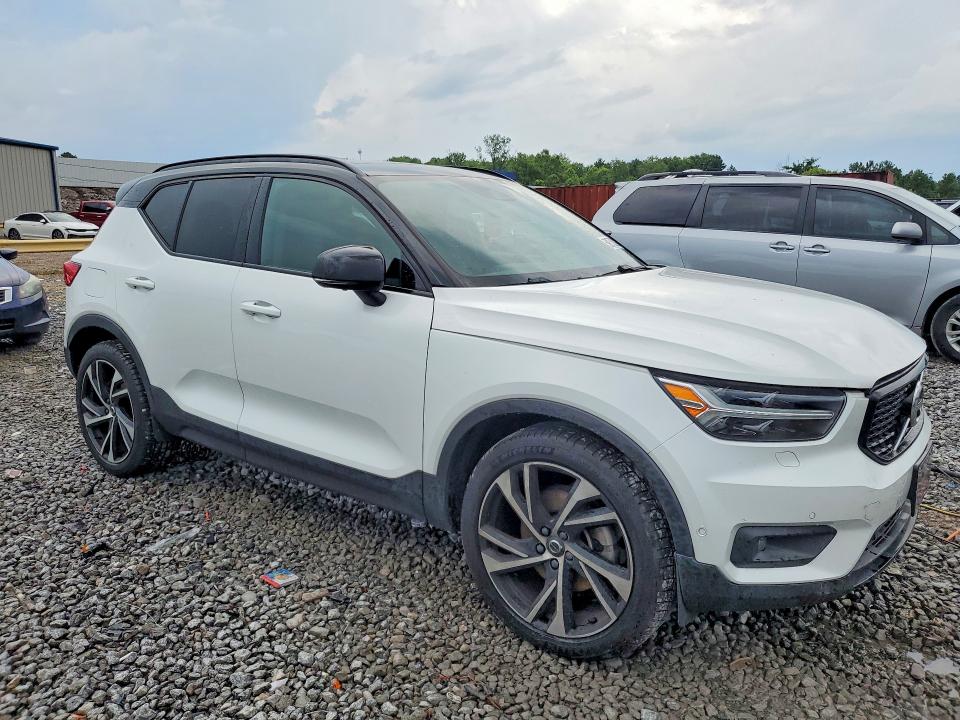 2020 Volvo Xc40 VIN YV4162UM2L2183810 COPART salvage auction — WATER/FLOOD, Al - Cert Of Title-Flood Salvage, sold $8,200 on 2026-07-07 (photo 4)