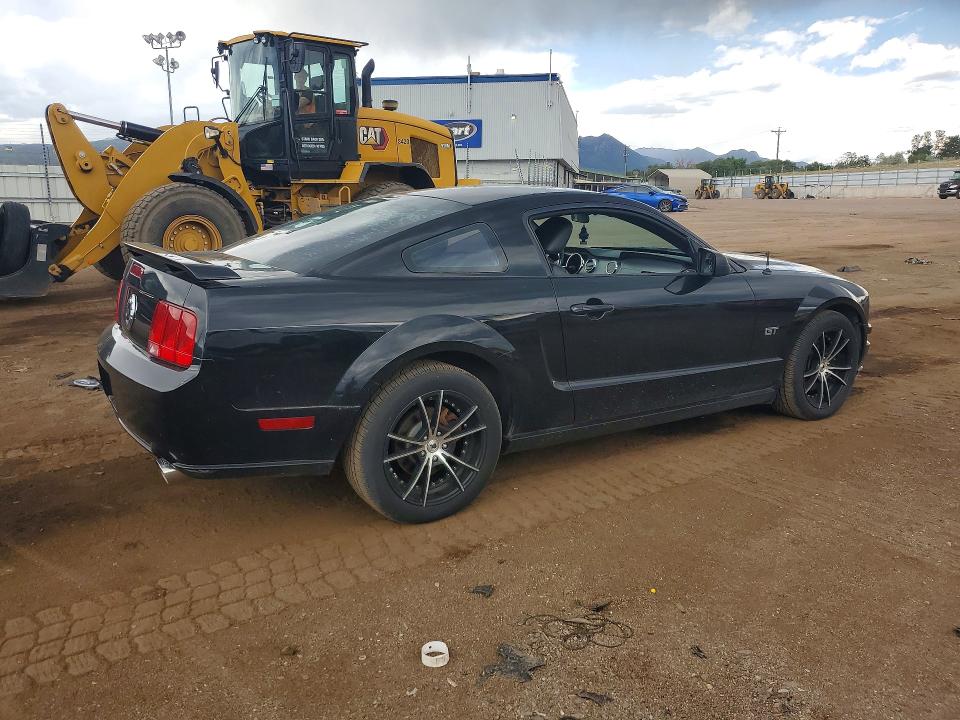 2006 Ford Mustang VIN 1ZVHT82H265160384 COPART salvage auction — HAIL, CO - DIS/DLR/EXP ONLY CLEAN TITLE, sold $2,400 on 2026-07-29 (photo 3)