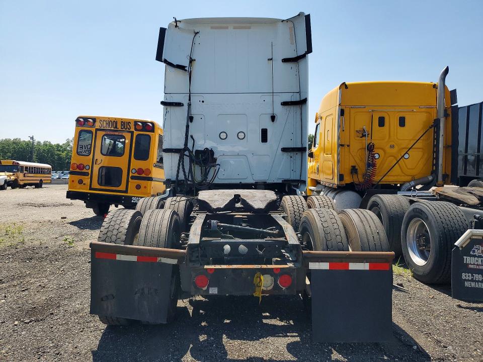 2019 International VIN 3HSDZAPR4KN326161 COPART salvage auction — MINOR DENT/SCRATCHES, Nj - Certificate Of Title, sold $8,100 on 2026-09-01 (photo 6)