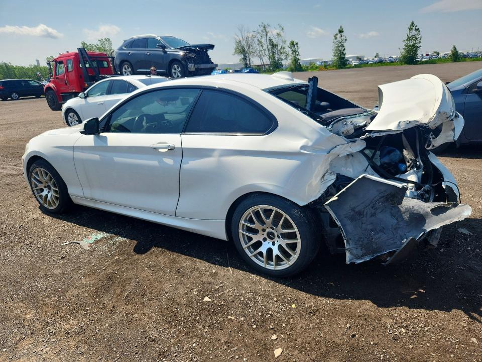 2016 BMW VIN WBA1G9C50GV726575 COPART salvage auction — REAR END, Qc - Gravement Accidente, sold $875 on 2026-08-18 (photo 2)