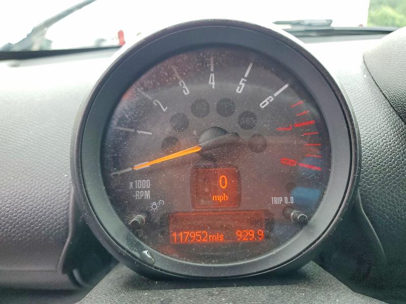 2015 Mini Cooper VIN WMWSS1C52FWN94917 COPART salvage auction — MINOR DENT/SCRATCHES, FL - CERTIFICATE OF TITLE (P), sold $450 on 2026-07-09 (photo 9)