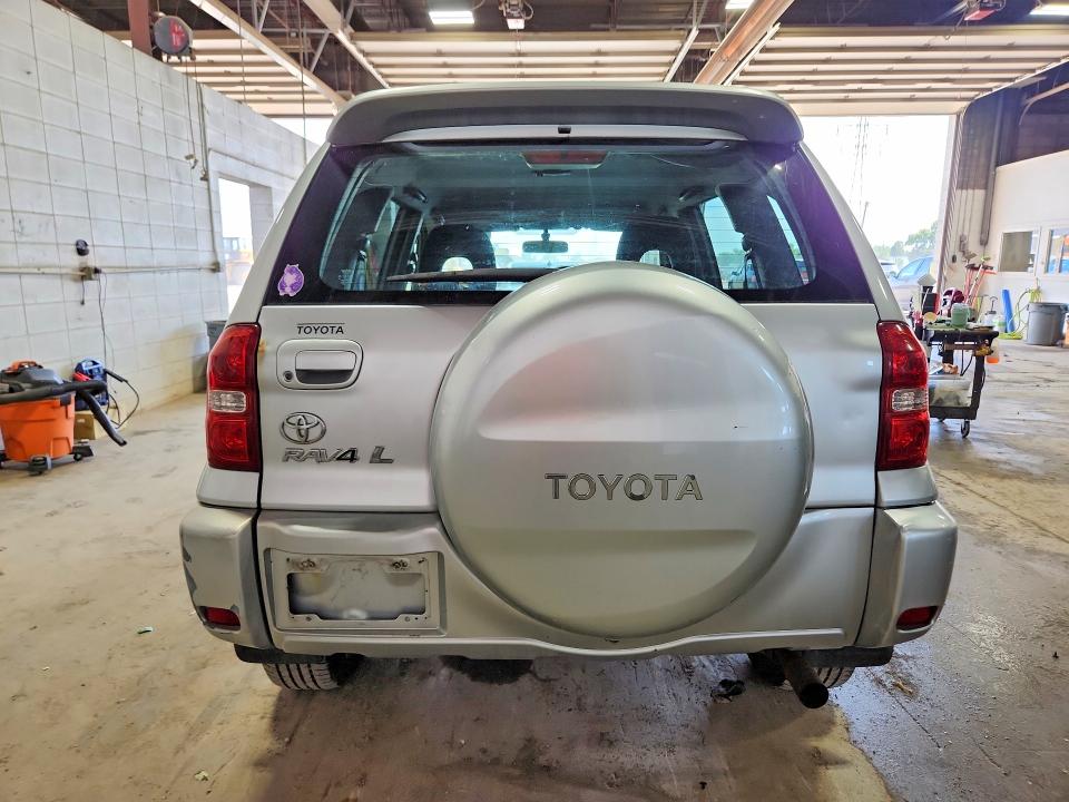 2004 Toyota Rav4 VIN JTEGD20VX40027914 COPART salvage auction — HAIL, MN - NON PUBLIC CLEAN TITLE, sold $900 on 2026-07-23 (photo 6)