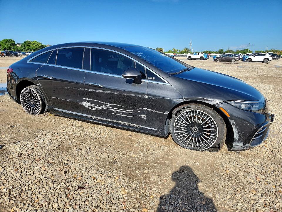 2023 Mercedes-benz VIN W1KCG2DB6PA031702 COPART salvage auction — SIDE, Fl - Certificate Of Title, sold $18,200 on 2026-07-28 (photo 4)