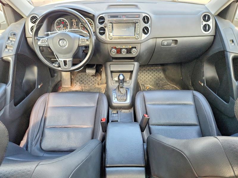 2012 Volkswagen Tiguan VIN WVGBV7AX4CW604498 COPART salvage auction — MINOR DENT/SCRATCHES, On - Permit No Brand - Unfit, sold $425 on 2026-07-29 (photo 8)