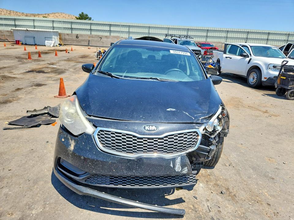2016 Kia Forte VIN KNAFK4A64G5577011 COPART salvage auction — FRONT END, Nm - Cert Of Title-Salvage, sold $300 on 2026-07-16 (photo 5)