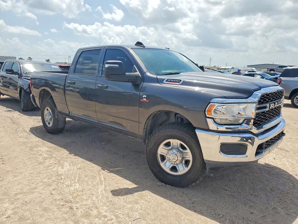 2023 Ram 2500 VIN 3C6UR5CL7PG569774 COPART salvage auction — SIDE, Tx - Salvage Vehicle Title, sold $7,700 on 2026-07-28 (photo 4)
