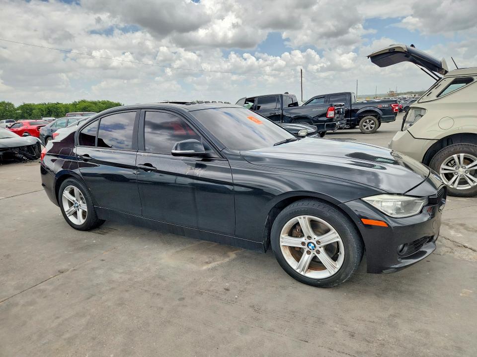 2015 BMW 3er VIN WBA3B5C53FF960105 COPART salvage auction — FRONT END, WV - CERTIFICATE OF TITLE (P), sold $3,250 on 2026-08-10 (photo 4)