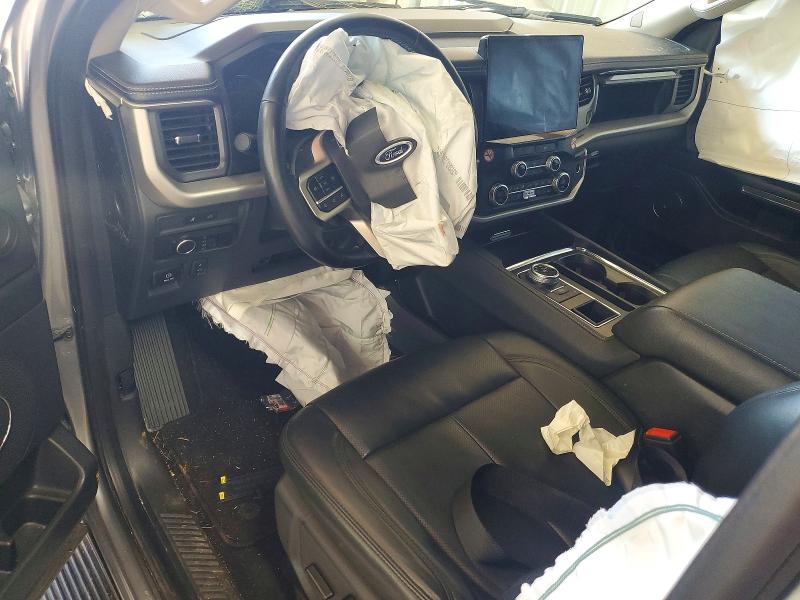 2024 Ford Expedition VIN 1FMJK1H84REA58610 COPART salvage auction — FRONT END, FL - DLR ONLY CERT OF DESTRUCTION (P), sold $9,300 on 2026-07-29 (photo 8)