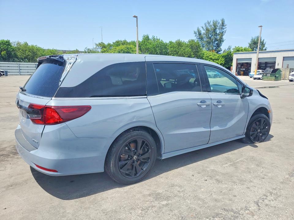 2024 Honda Odyssey VIN 5FNRL6H76RB053402 COPART salvage auction — MECHANICAL, Fl - Certificate Of Destruction, sold $10,600 on 2026-07-29 (photo 3)