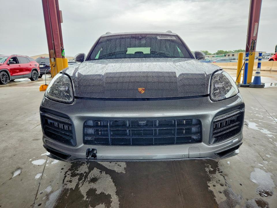 2021 Porsche Cayenne VIN WP1AG2AY1MDA33179 COPART salvage auction — Rear End, Sv - Salvage Title, sold $24,600 on 2026-09-24 (photo 5)