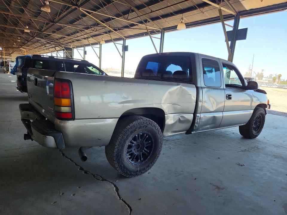 2006 Gmc SIERRA VIN 1GTEC19XX6Z263152 COPART salvage auction — FRONT END, AZ - CERTIFICATE OF TITLE (P), sold $475 on 2026-08-26 (photo 3)