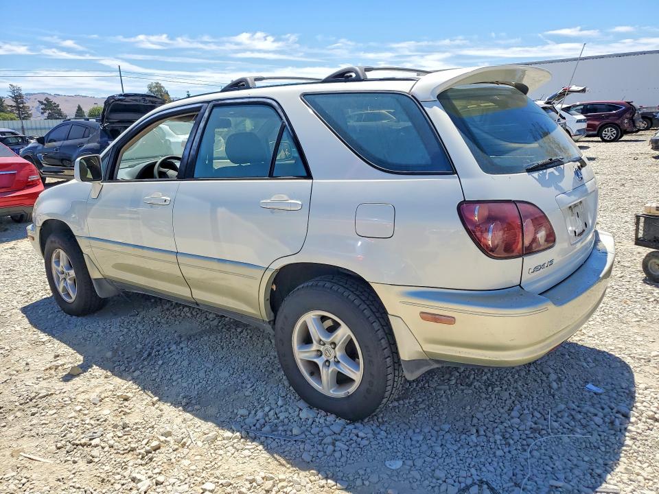 2000 Lexus Rx 300 VIN JT6HF10U9Y0097597 COPART salvage auction — MINOR DENT/SCRATCHES, CA - DIS/DLR/EXP APP FOR DUP CLEAN, sold $525 on 2026-07-21 (photo 2)