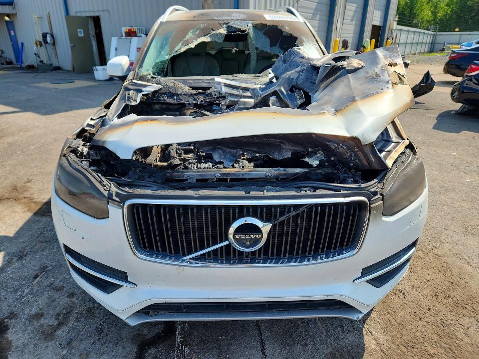 2017 Volvo Xc90 VIN YV4A22PK8H1163774 COPART salvage auction — BURN, TN - NON-REPAIRABLE CERTIFICATE, sold $900 on 2026-08-18 (photo 5)