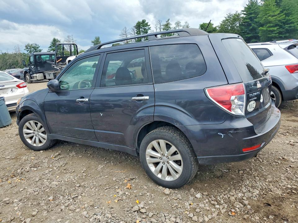 2013 Subaru Forester VIN JF2SHACC0DH443383 COPART salvage auction — REAR END, Md - Certificate Of Title (P), sold $1,950 on 2026-07-27 (photo 2)