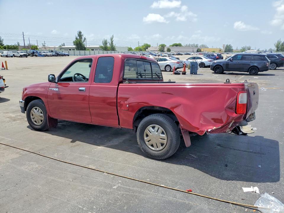 1997 Toyota T100 VIN JT4TN12D3V0037801 COPART salvage auction — REAR END, FL - CERT OF TITLE SLVG REBUILDABLE, sold $975 on 2026-07-29 (photo 2)
