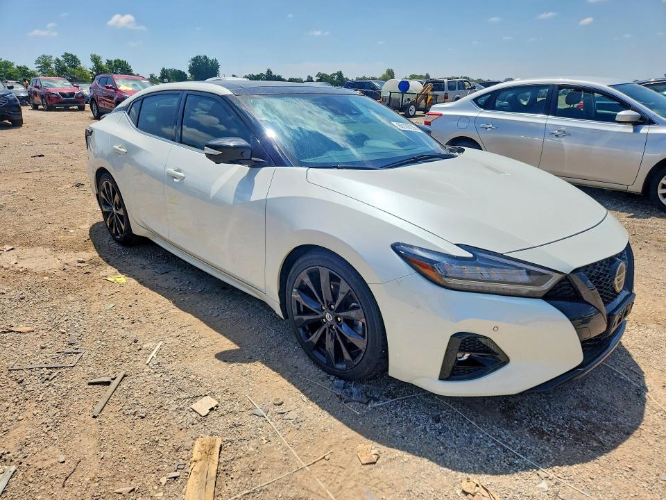 2022 Nissan Maxima VIN 1N4AA6EV9NC505183 COPART salvage auction — WATER/FLOOD, Il - Salvage Cert-Flood, sold $7,600 on 2026-08-18 (photo 4)