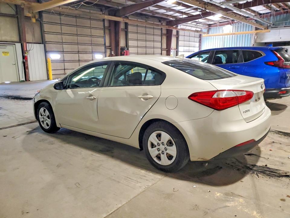 2015 Kia Forte VIN KNAFK4A65F5324164 COPART salvage auction — SIDE, Ia - Cert Of Title-Salvage Title, sold $1,200 on 2026-07-29 (photo 2)