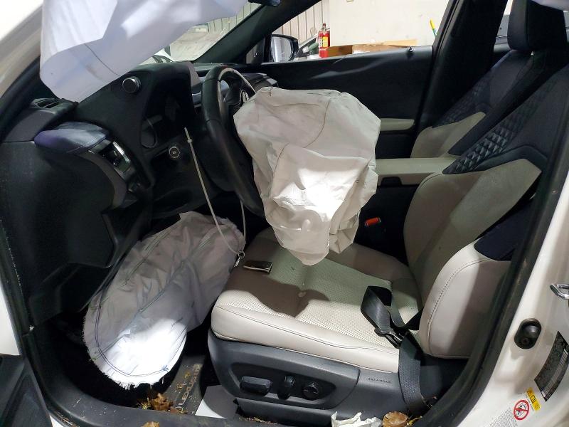 2019 Lexus VIN JTHY3JBH6K2018415 COPART salvage auction — SIDE, Pa - Certificate Of Salvage, sold $1,600 on 2026-07-27 (photo 7)