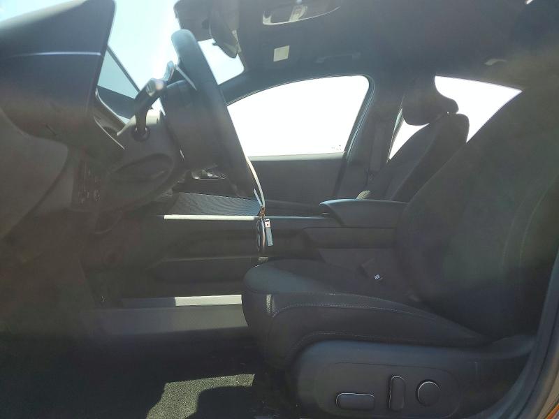 2025 Hyundai Ioniq 6 VIN KMHM24AC8SA098876 COPART salvage auction — REAR END, WA - BILL OF SALE, sold $9,900 on 2026-08-21 (photo 7)