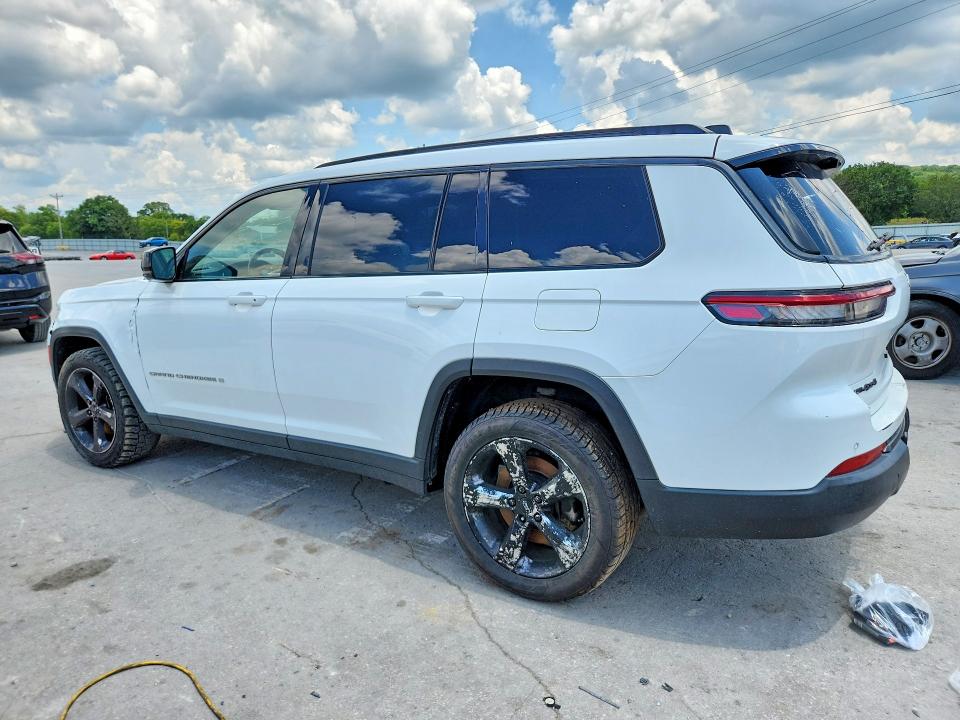 2021 Jeep Cherokee VIN 1C4RJKBG4M8106646 COPART salvage auction — MINOR DENT/SCRATCHES, Tn - Certificate Of Title (P), sold $10,900 on 2026-07-29 (photo 2)