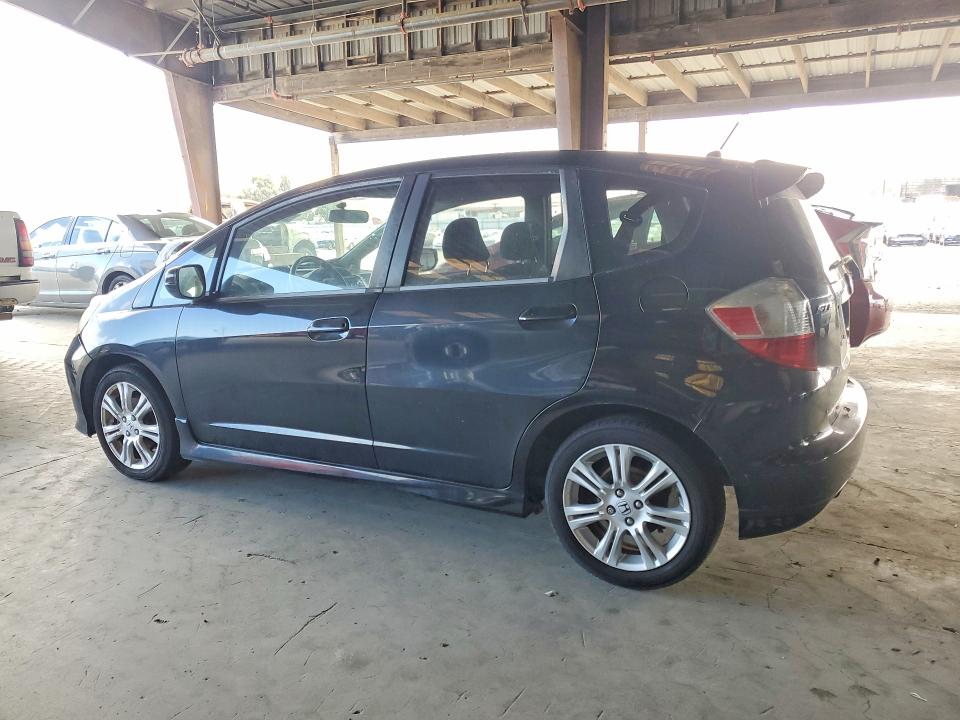 2009 Honda Fit VIN JHMGE88419S018741 COPART salvage auction — MINOR DENT/SCRATCHES, Ca - Dis/Dlr/Exp Only Clean Title, sold $825 on 2026-07-30 (photo 2)