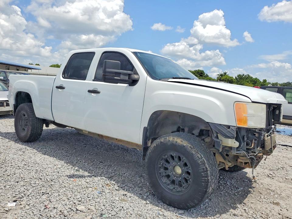 2013 Gmc SIERRA VIN 1GT12ZC89DF105305 COPART salvage auction — FRONT END, Al - Cert Of Title-Rebuilt (P), sold $1,900 on 2026-07-28 (photo 4)