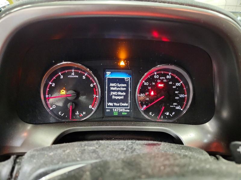 2016 Toyota Rav4 VIN JTMJFREV8GD175935 COPART salvage auction — MINOR DENT/SCRATCHES, Vt - Certificate Of Title (P), sold $5,500 on 2026-07-30 (photo 9)