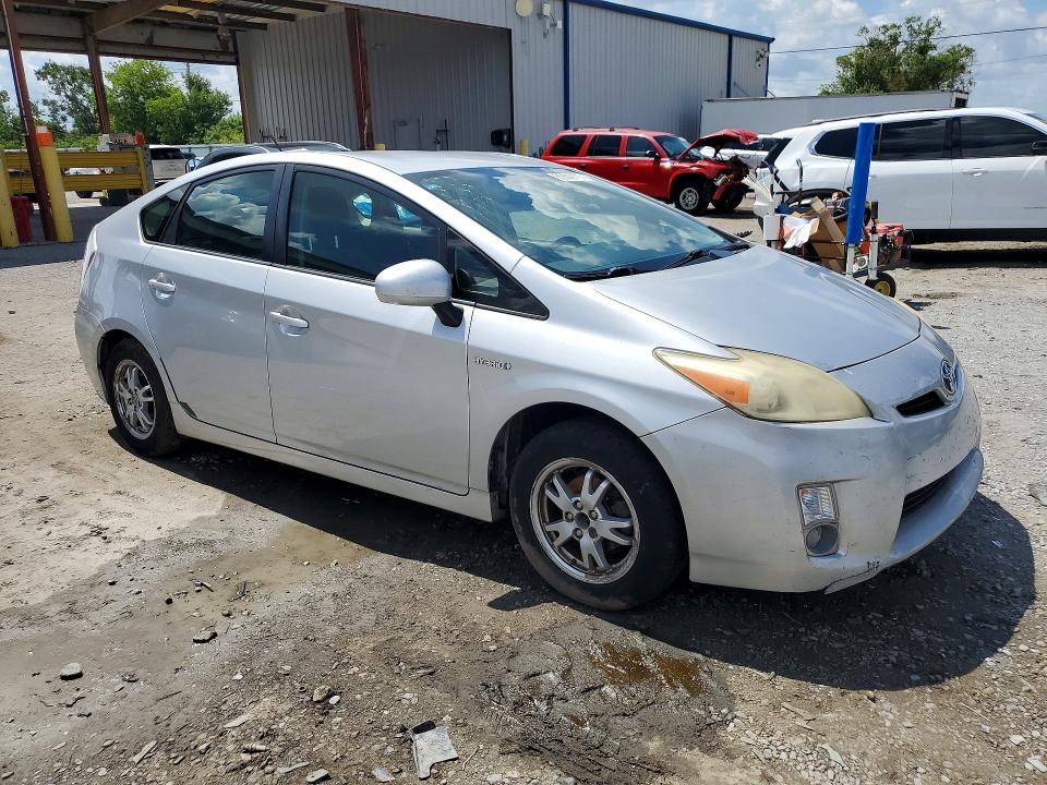 2010 Toyota Prius VIN JTDKN3DUXA0170294 COPART salvage auction — SIDE, Fl - Cert Of Title Slvg Rebuildable, sold $725 on 2026-07-28 (photo 4)
