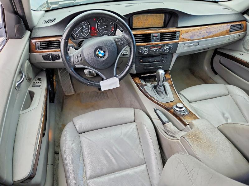 2007 BMW 3 series VIN WBAVB73517PA86582 COPART salvage auction — MINOR DENT/SCRATCHES, FL - CERT OF TITLE-REBUILT, sold $500 on 2026-07-21 (photo 8)