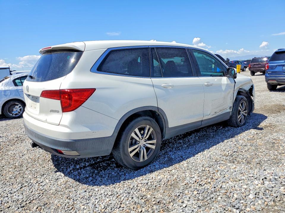 2017 Honda Pilot VIN 5FNYF6H54HB099696 COPART salvage auction — FRONT END, Salvage Title, sold $2,300 on 2026-07-28 (photo 3)