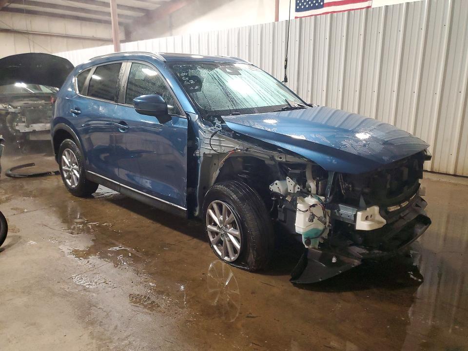 2022 Mazda Cx-5 VIN JM3KFBCM5N0564789 COPART salvage auction — SIDE, PA - CERTIFICATE OF SALVAGE, sold $2,800 on 2026-07-28 (photo 4)