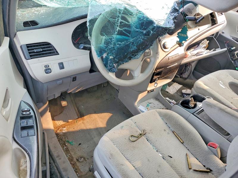2013 Toyota Sienna VIN 5TDKK3DC9DS404992 COPART salvage auction — ALL OVER, PA - CERTIFICATE OF SALVAGE, sold $575 on 2026-07-23 (photo 8)