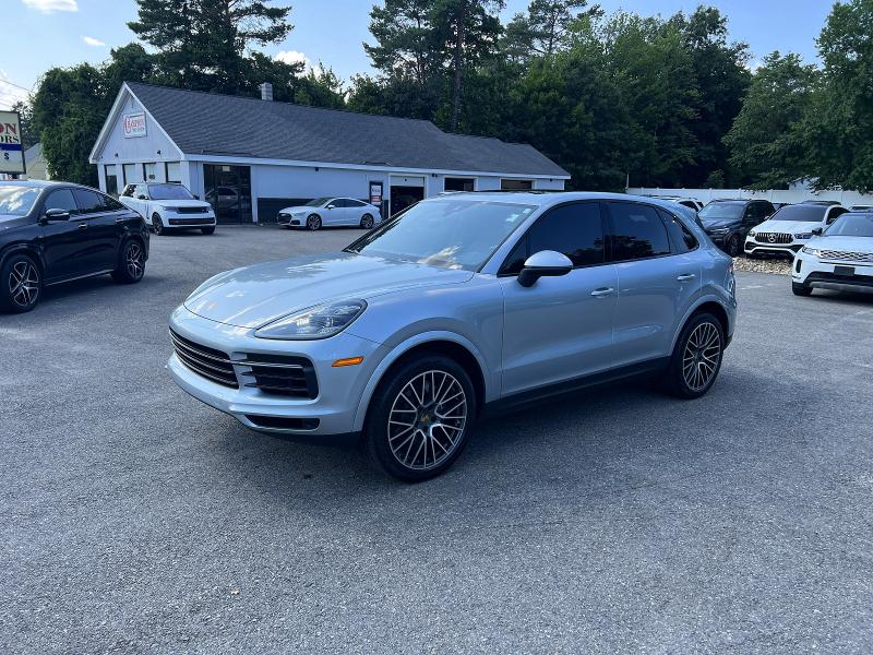 2020 Porsche Cayenne VIN WP1AA2AY2LDA09828 COPART salvage auction — MINOR DENT/SCRATCHES, Fl - Certificate Of Title (P), sold $24,900 on 2026-08-03 (photo 2)