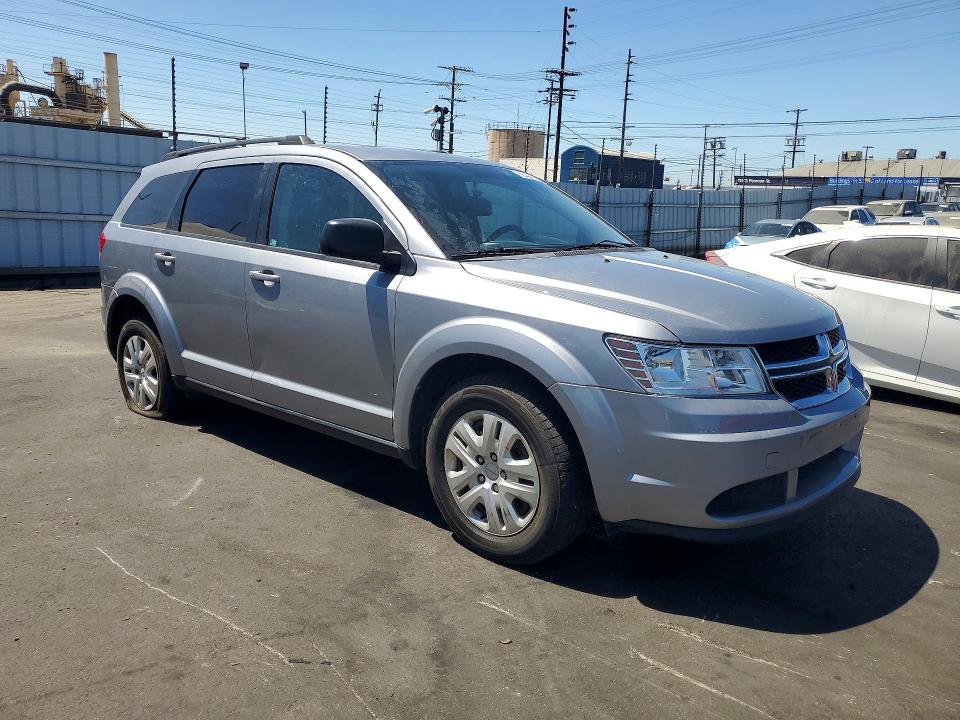 2017 Dodge Journey VIN 3C4PDCAB9HT539218 COPART salvage auction — MINOR DENT/SCRATCHES, Ca - Dis/Dlr/Exp Only Clean Title, sold $1,250 on 2026-08-03 (photo 4)