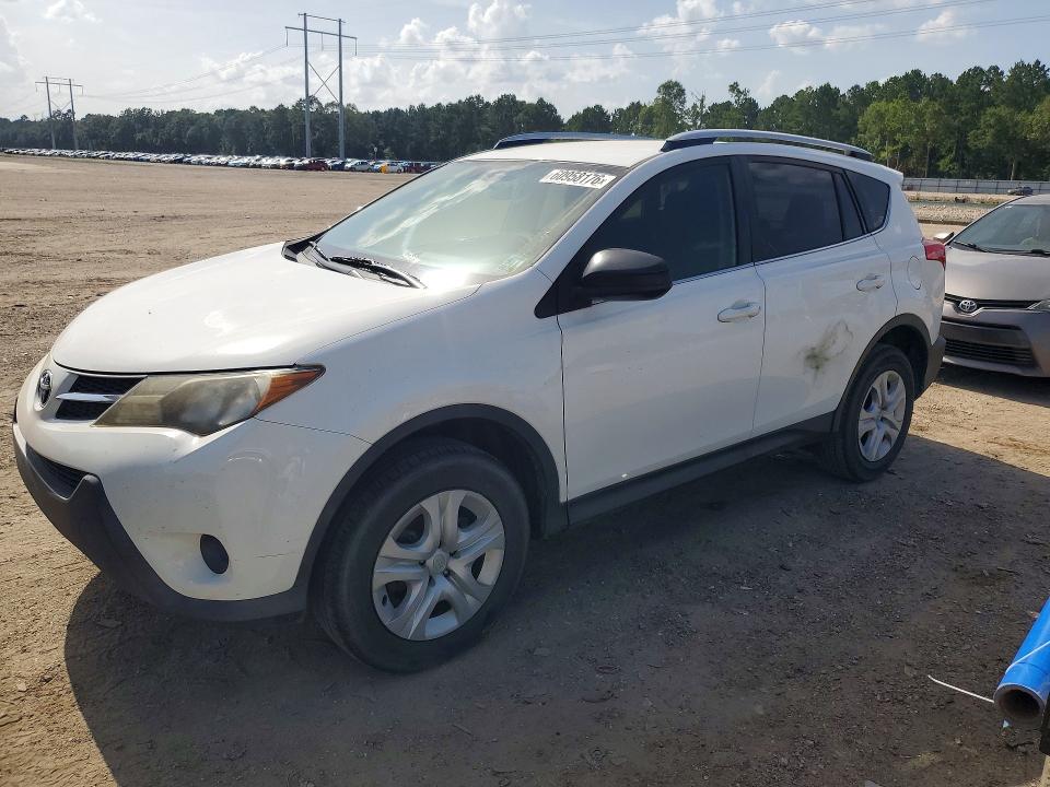 2015 Toyota Rav 4 VIN JTMZFREV3FJ028165 COPART salvage auction — MINOR DENT/SCRATCHES, La - Certificate Of Title, sold $3,950 on 2026-07-29 (photo 1)