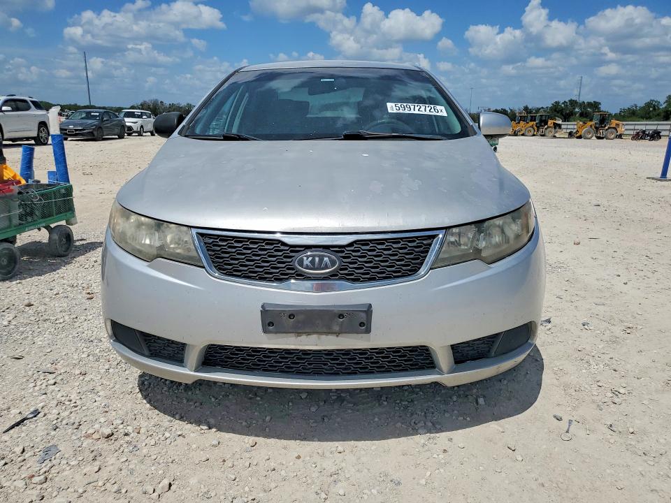 2012 Kia VIN KNAFT4A21C5487092 COPART salvage auction — MINOR DENT/SCRATCHES, Tx - Certificate Of Title, sold $775 on 2026-07-09 (photo 5)