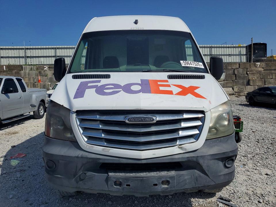 2014 Freightliner Sprinter 2500 VIN WDYPE8DC4E5889581 COPART salvage auction — MECHANICAL, KY - CERTIFICATE OF TITLE, sold $200 on 2026-08-10 (photo 5)