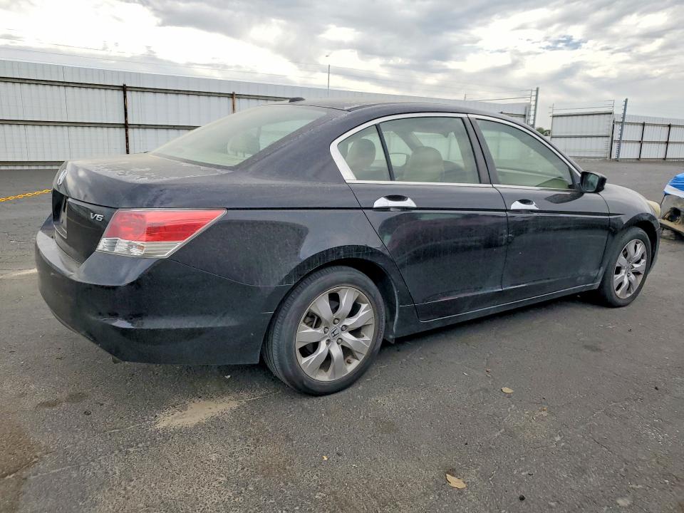 2008 Honda Accord VIN 1HGCP36848A060281 COPART salvage auction — MINOR DENT/SCRATCHES, CA - DIS/DLR/EXP APP FOR DUP CLEAN, sold $700 on 2026-09-03 (photo 3)