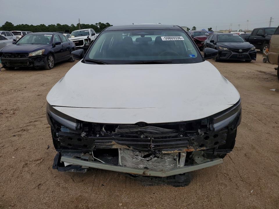 2026 Nissan Sentra VIN 3N1AB9DV1TY225663 COPART salvage auction — FRONT END, FL - CERTIFICATE OF DESTRUCTION, sold $7,300 on 2026-07-28 (photo 5)